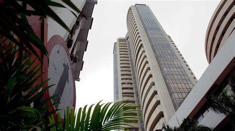 Stock price of hdfc - Hdfc Bank Share Price Today : HDFC Bank opened at ₹1417.4 and closed at ₹1417.1 on the last trading day. The stock reached a high of ₹1457 and a low of ₹1412.25. The market capitalization ...